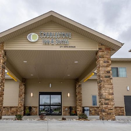 Cobblestone Hotel & Suites-Sheldon Buitenkant foto