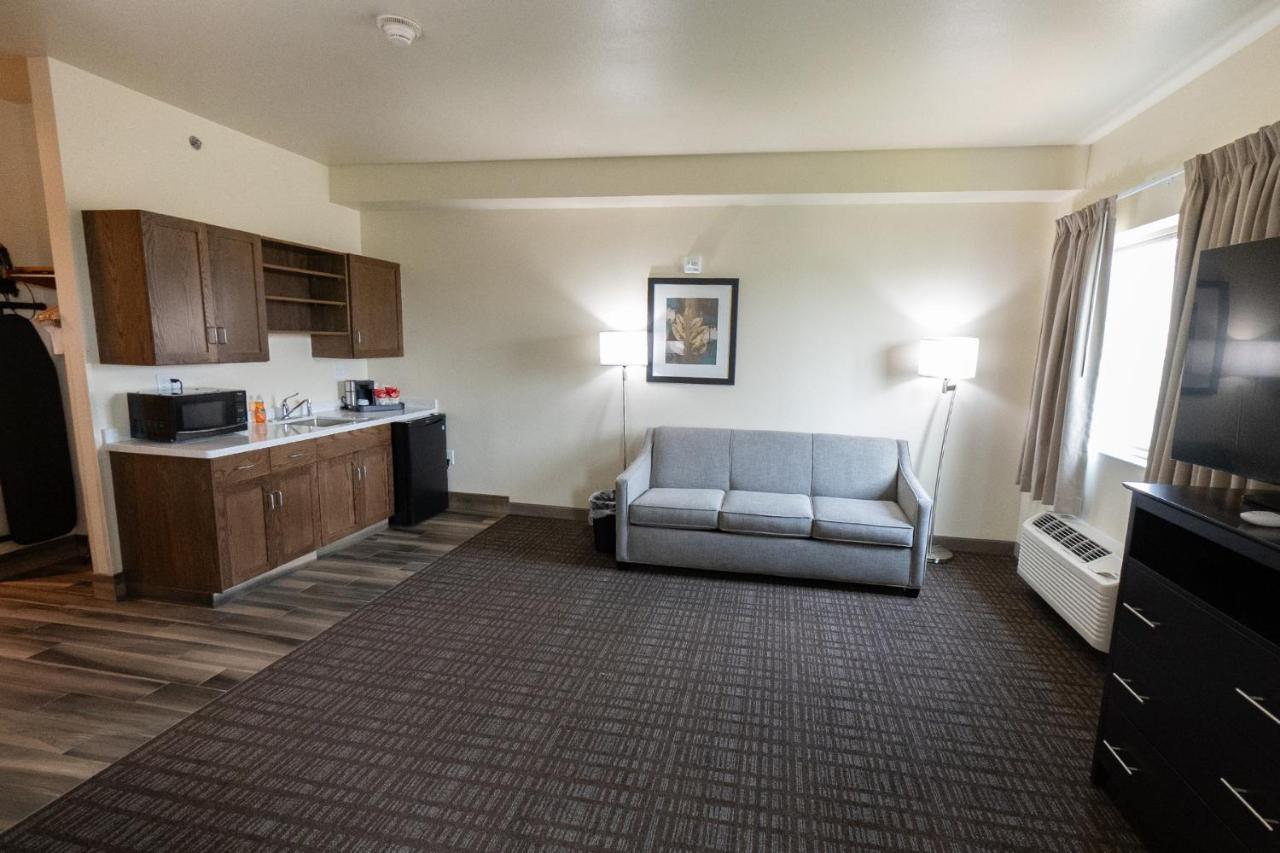 Cobblestone Hotel & Suites-Sheldon Buitenkant foto