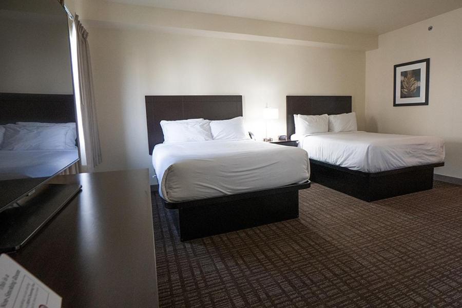 Cobblestone Hotel & Suites-Sheldon Buitenkant foto